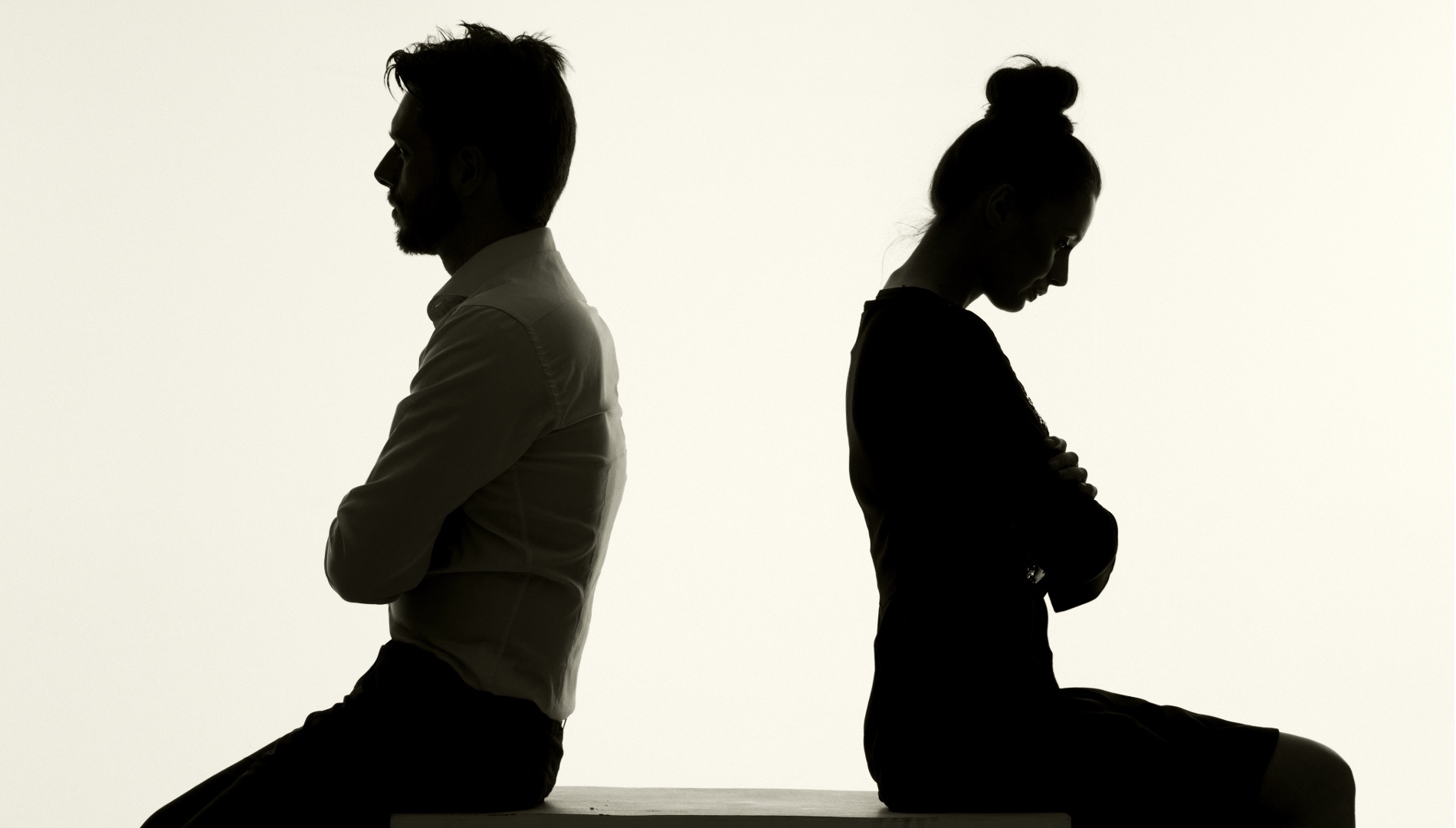 Why You’re Attracted to Emotionally Unavailable People The Modern Woman